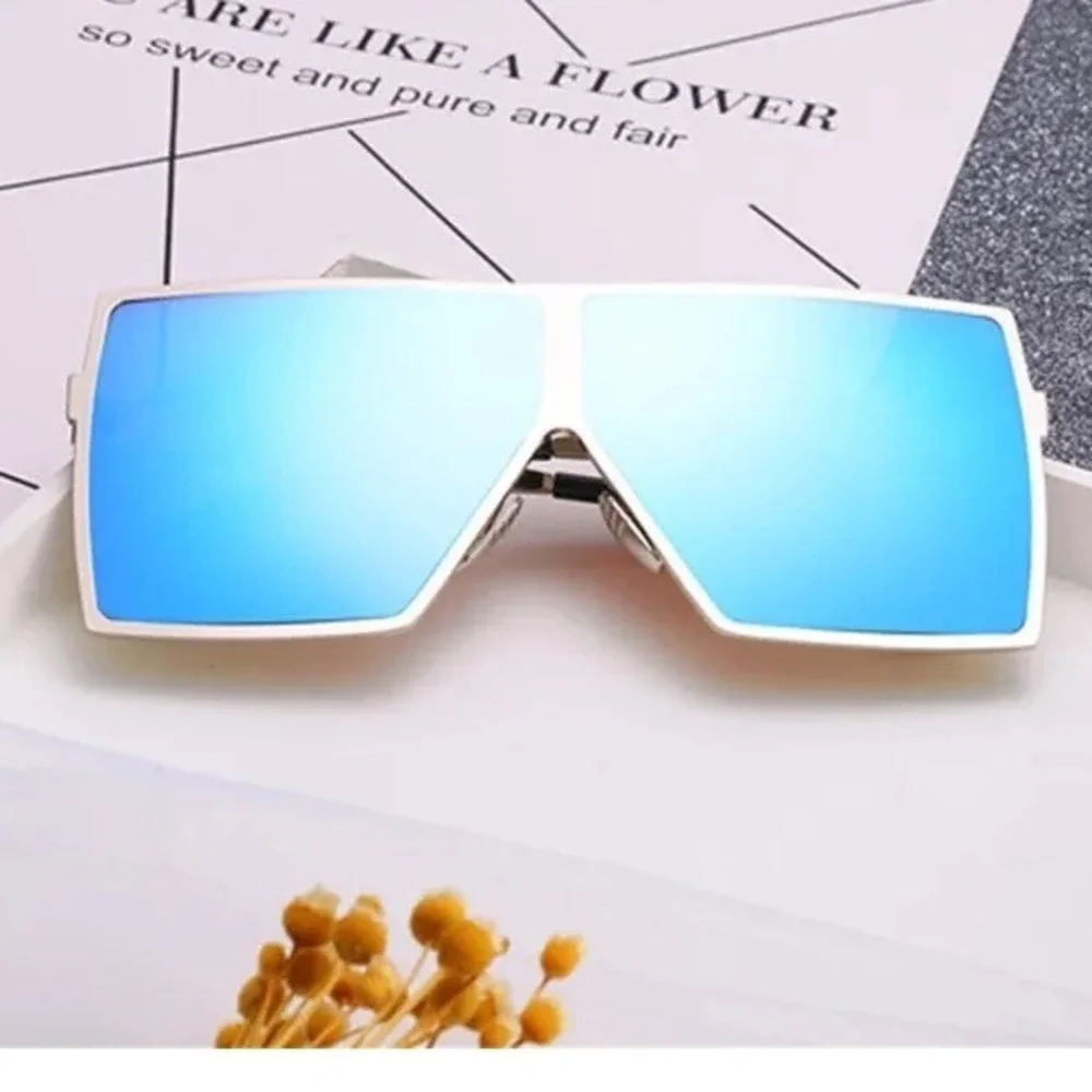 N/A statement sunglasses